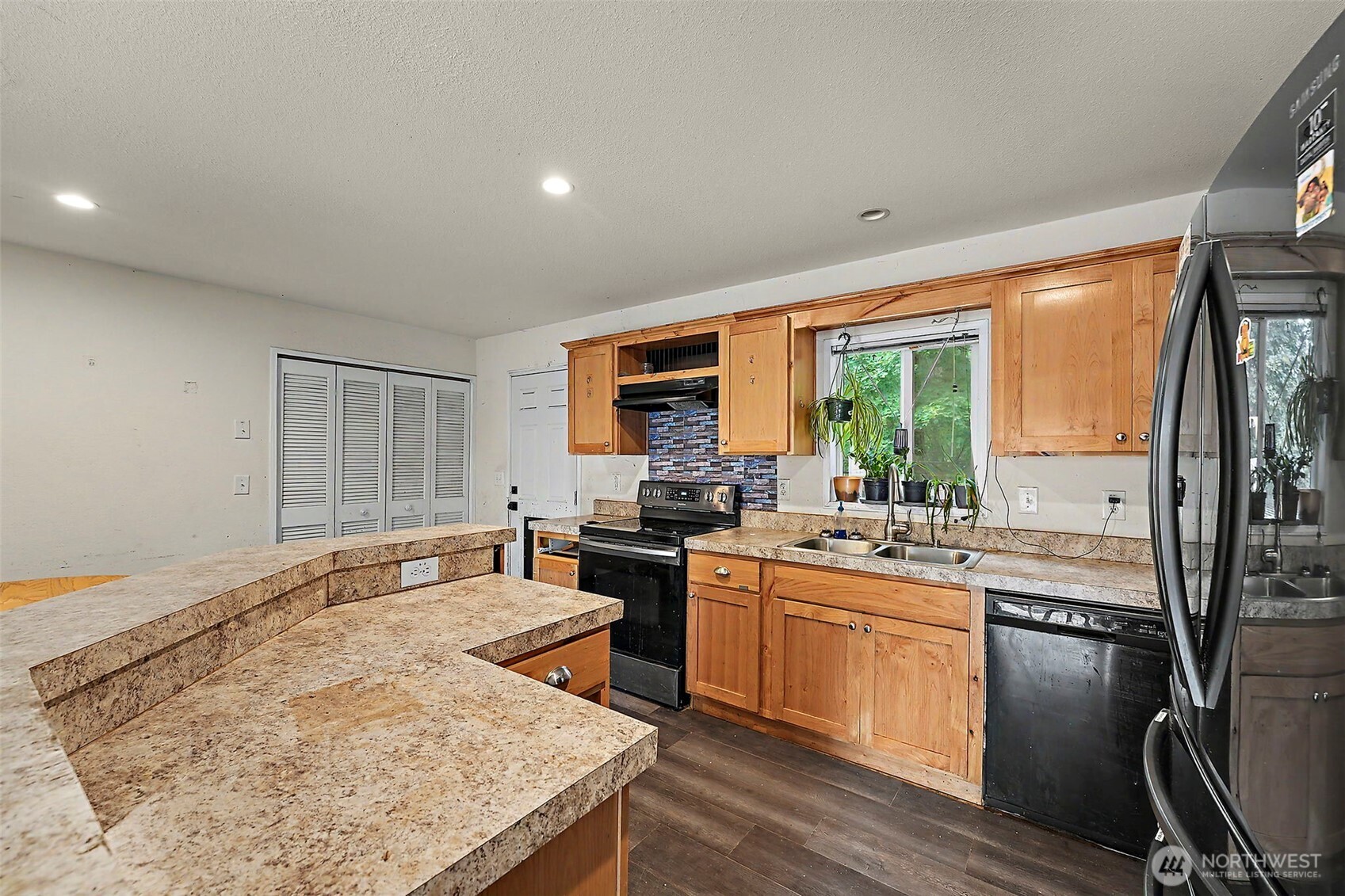 9210 147th Street Ct Property Photo 4