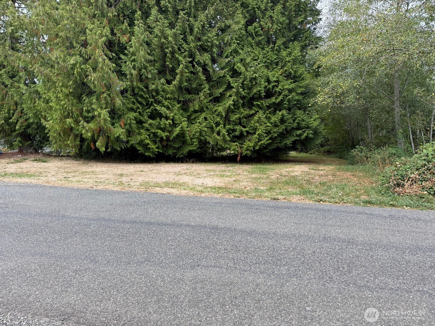12528 Ne Philip Drive Property Photo 1