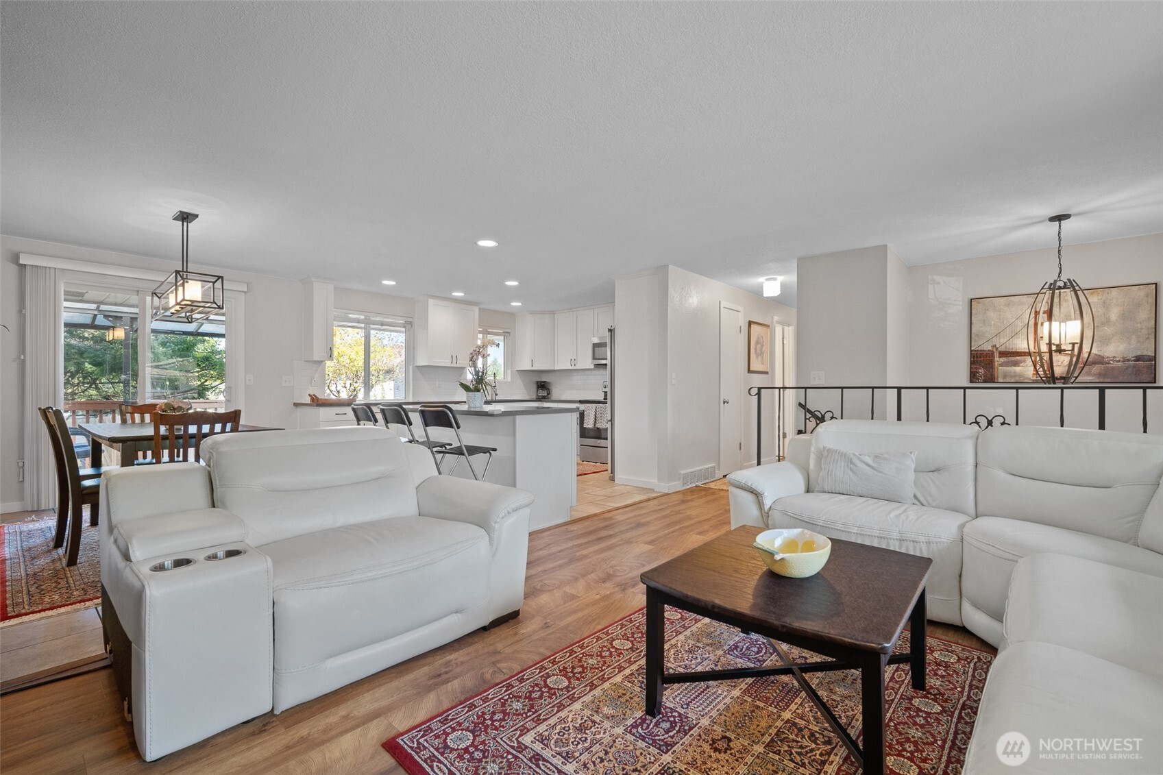 913 92nd Street Property Photo 5