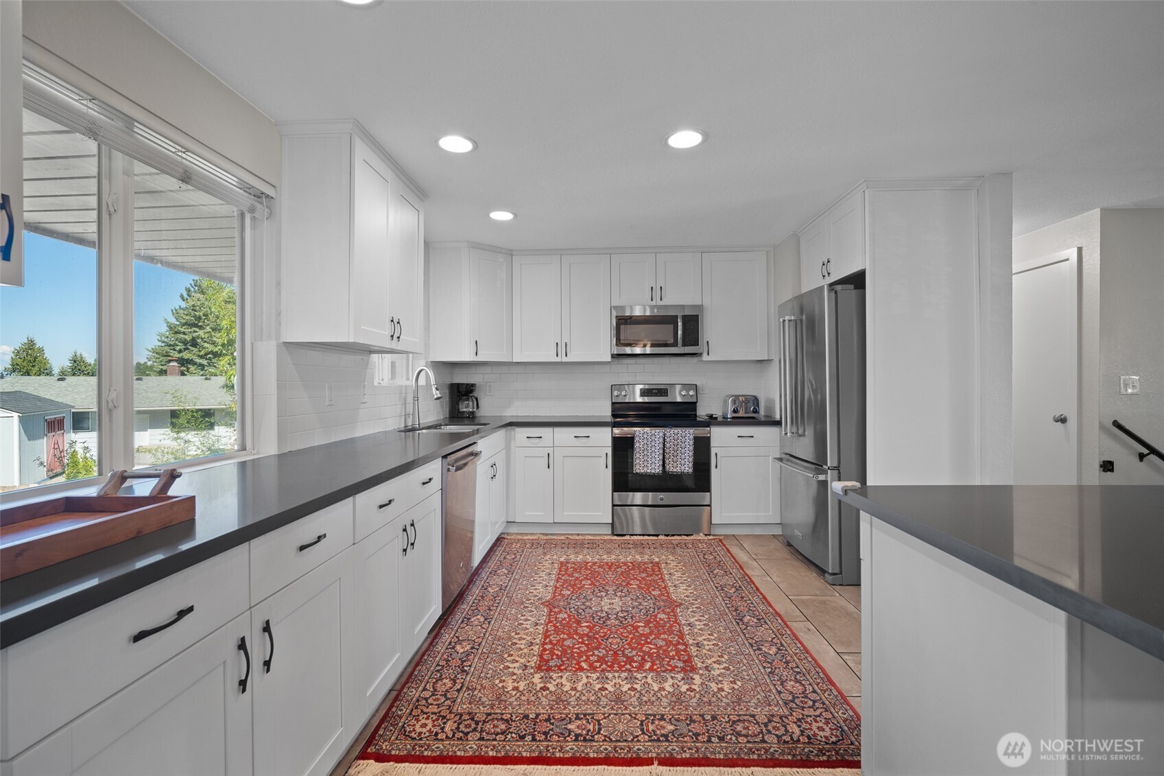 913 92nd Street Property Photo 11