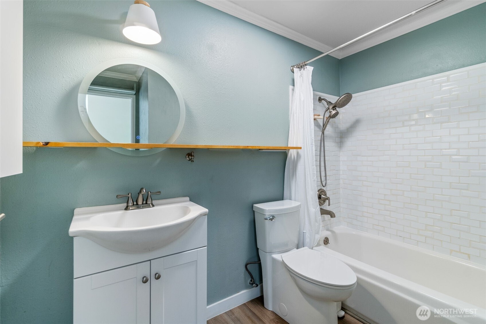 19428 Aurora Avenue 431 Property Photo 17