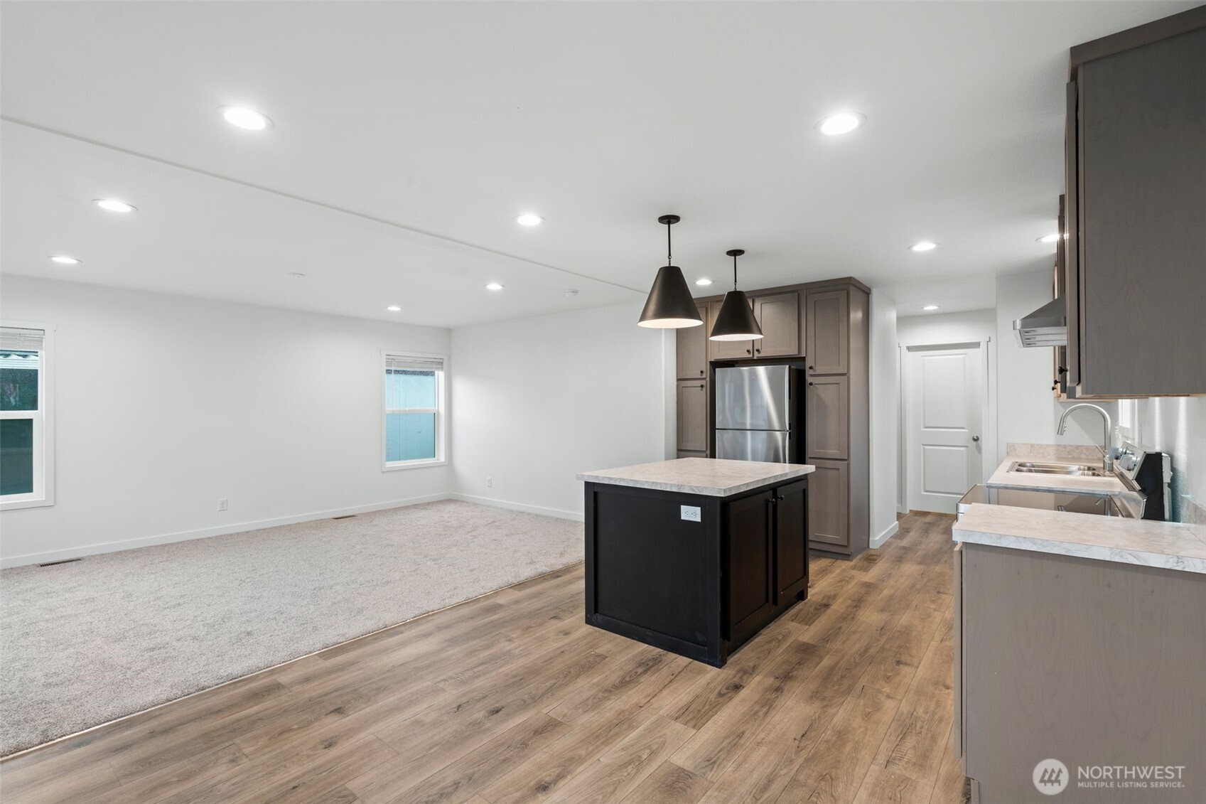 1635 West Side Highway 8 Property Photo 6