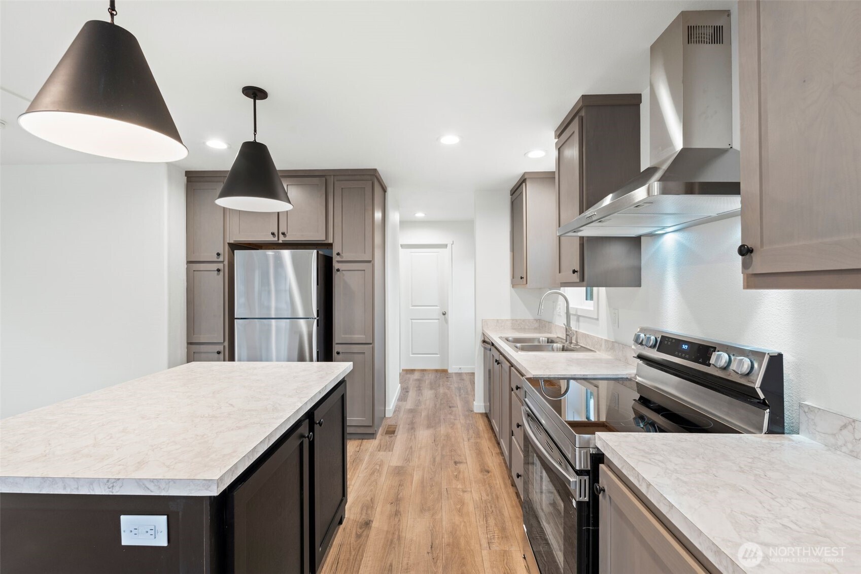 1635 West Side Highway 8 Property Photo 14