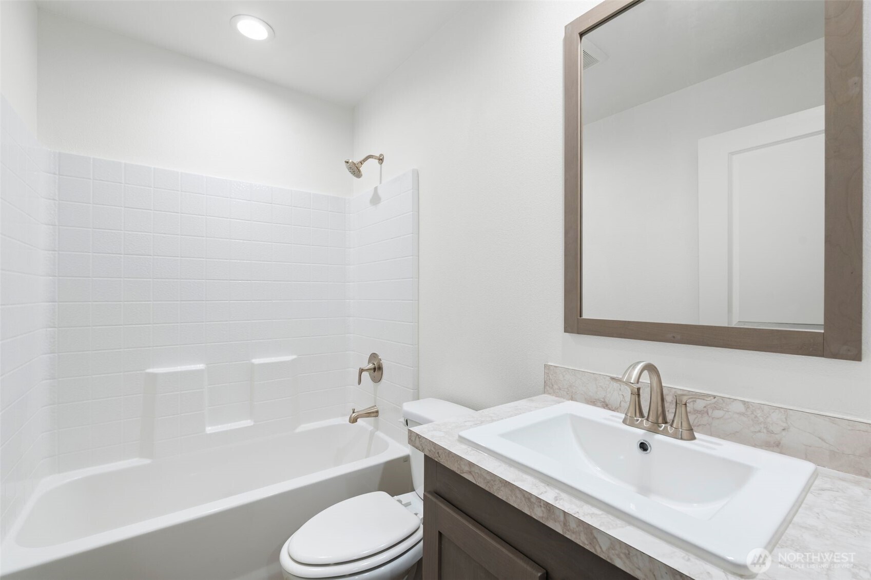 1635 West Side Highway 8 Property Photo 20