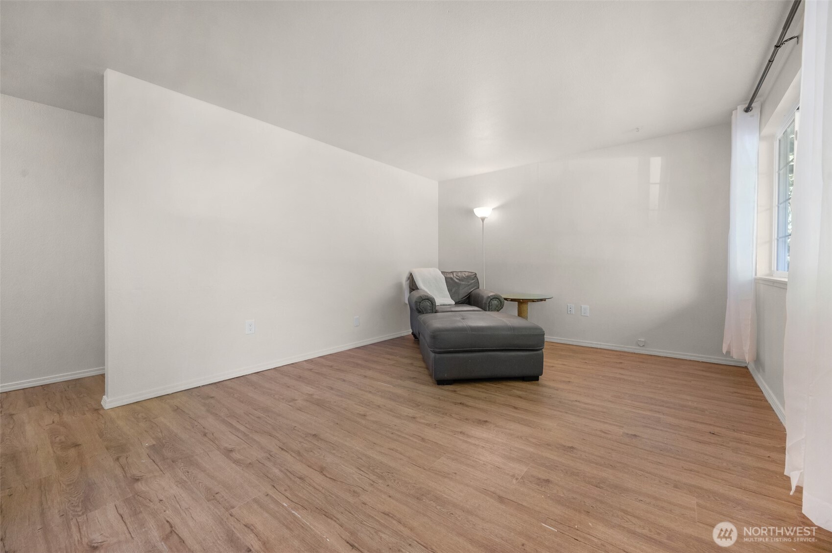 1401 Maple Avenue Property Photo 9