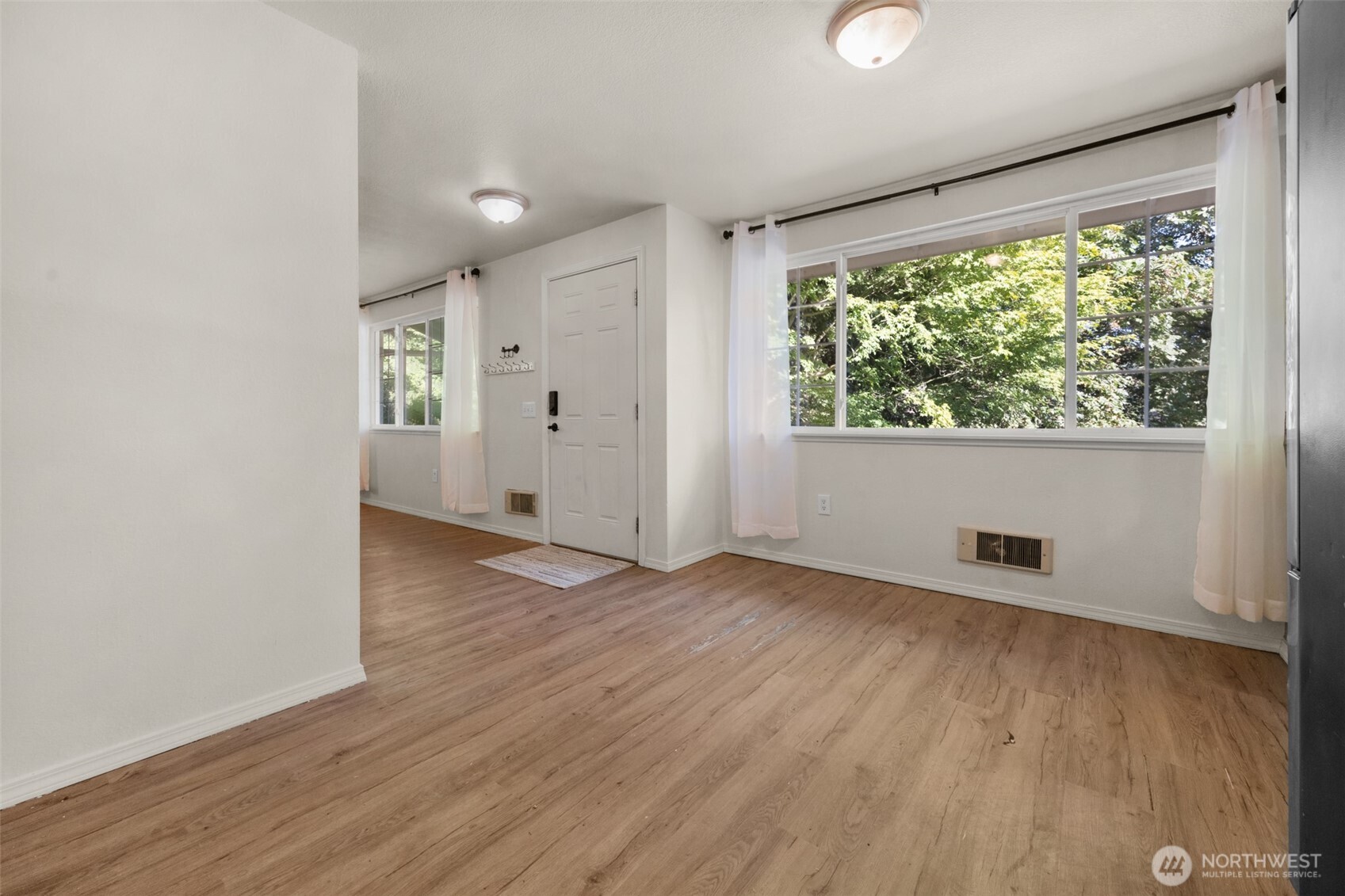1401 Maple Avenue Property Photo 10