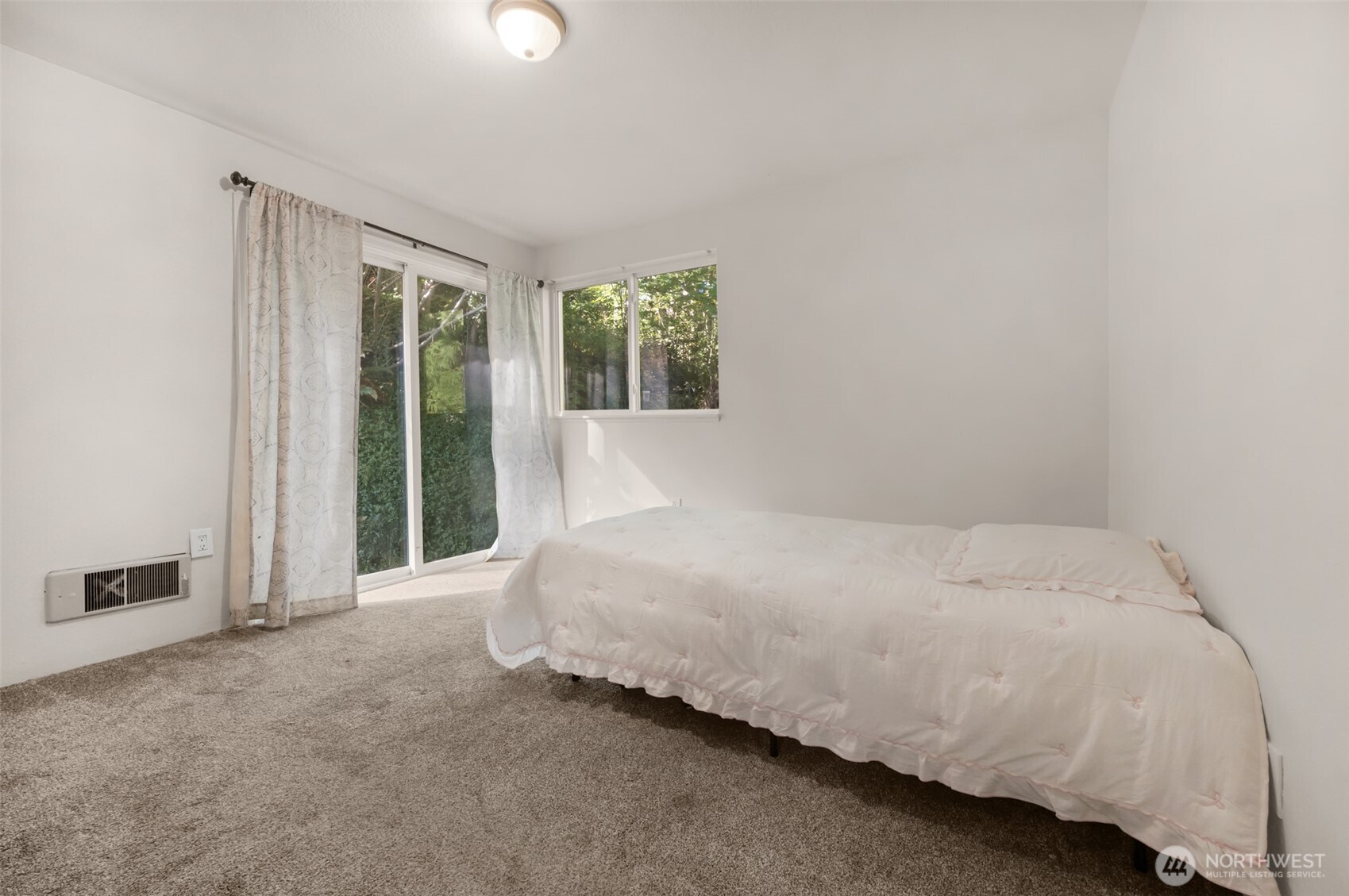 1401 Maple Avenue Property Photo 11
