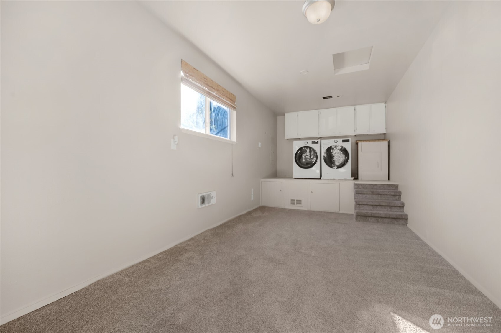 1401 Maple Avenue Property Photo 16