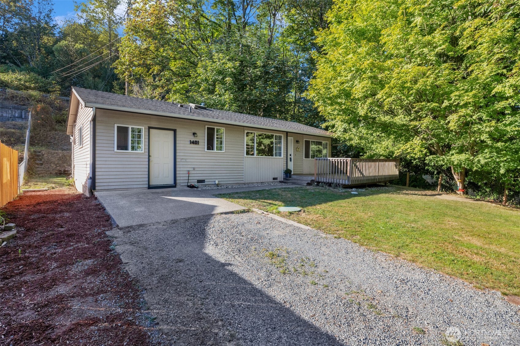 1401 Maple Avenue Property Photo 22