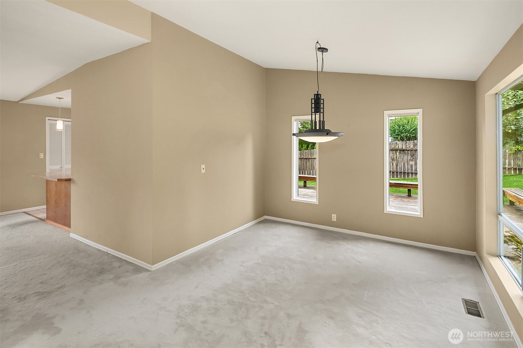 12657 Ne 7th Street Property Photo 12