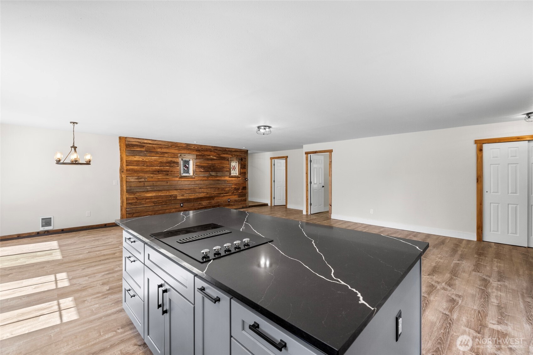 11911 Reiner Road Property Photo 11