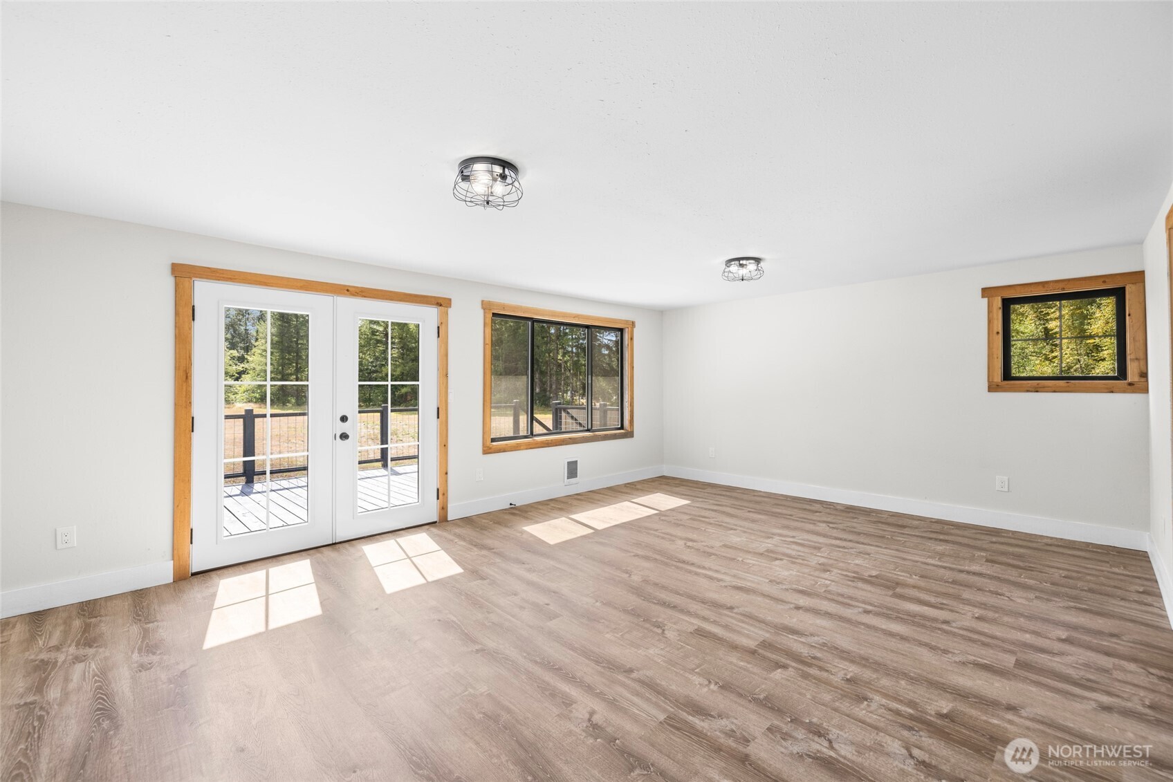 11911 Reiner Road Property Photo 21