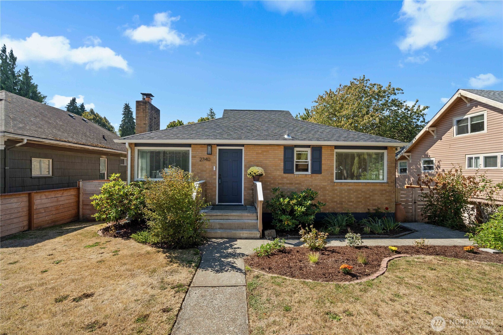 2340 S M Street Property Photo 2
