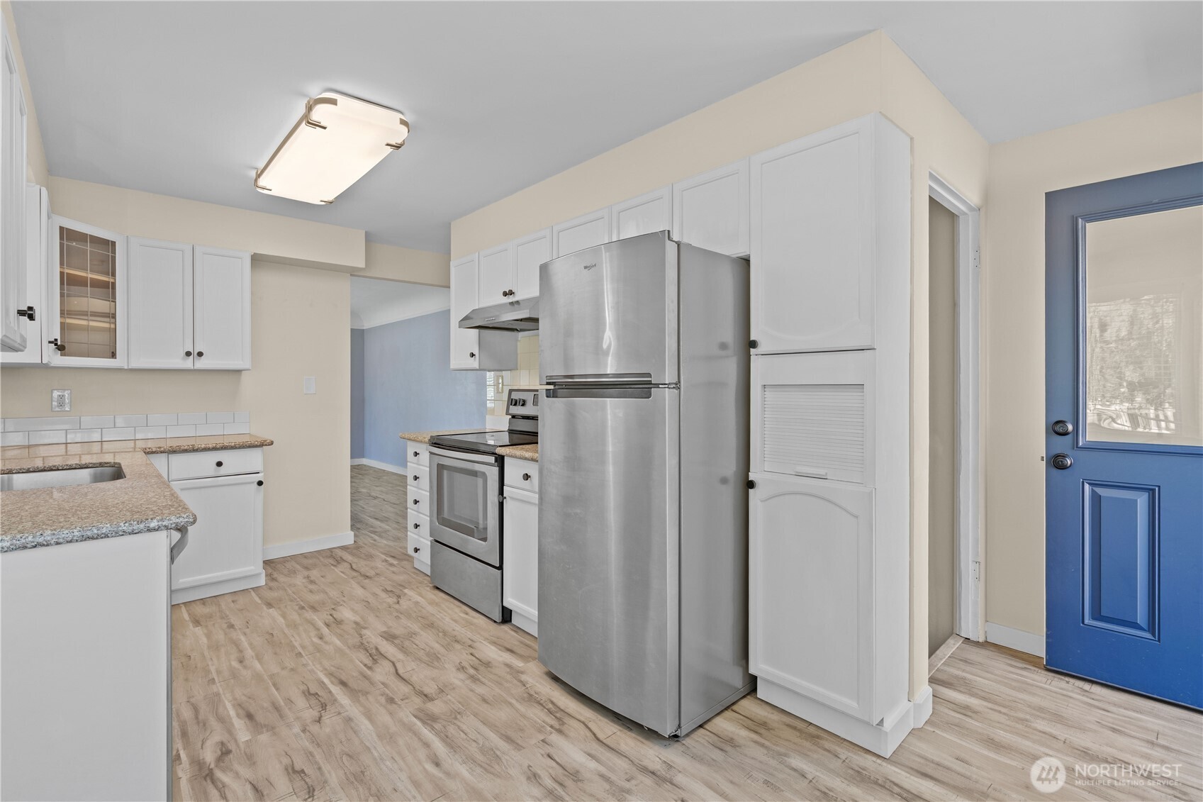2340 S M Street Property Photo 9