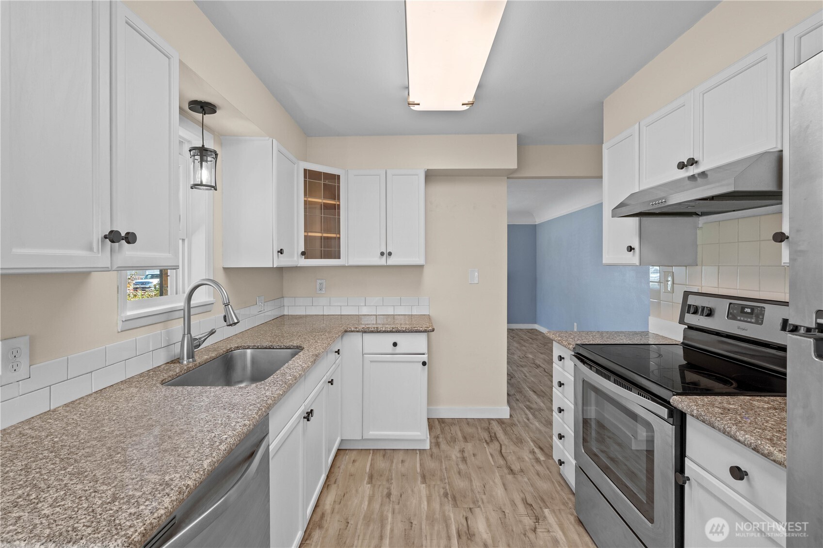 2340 S M Street Property Photo 10