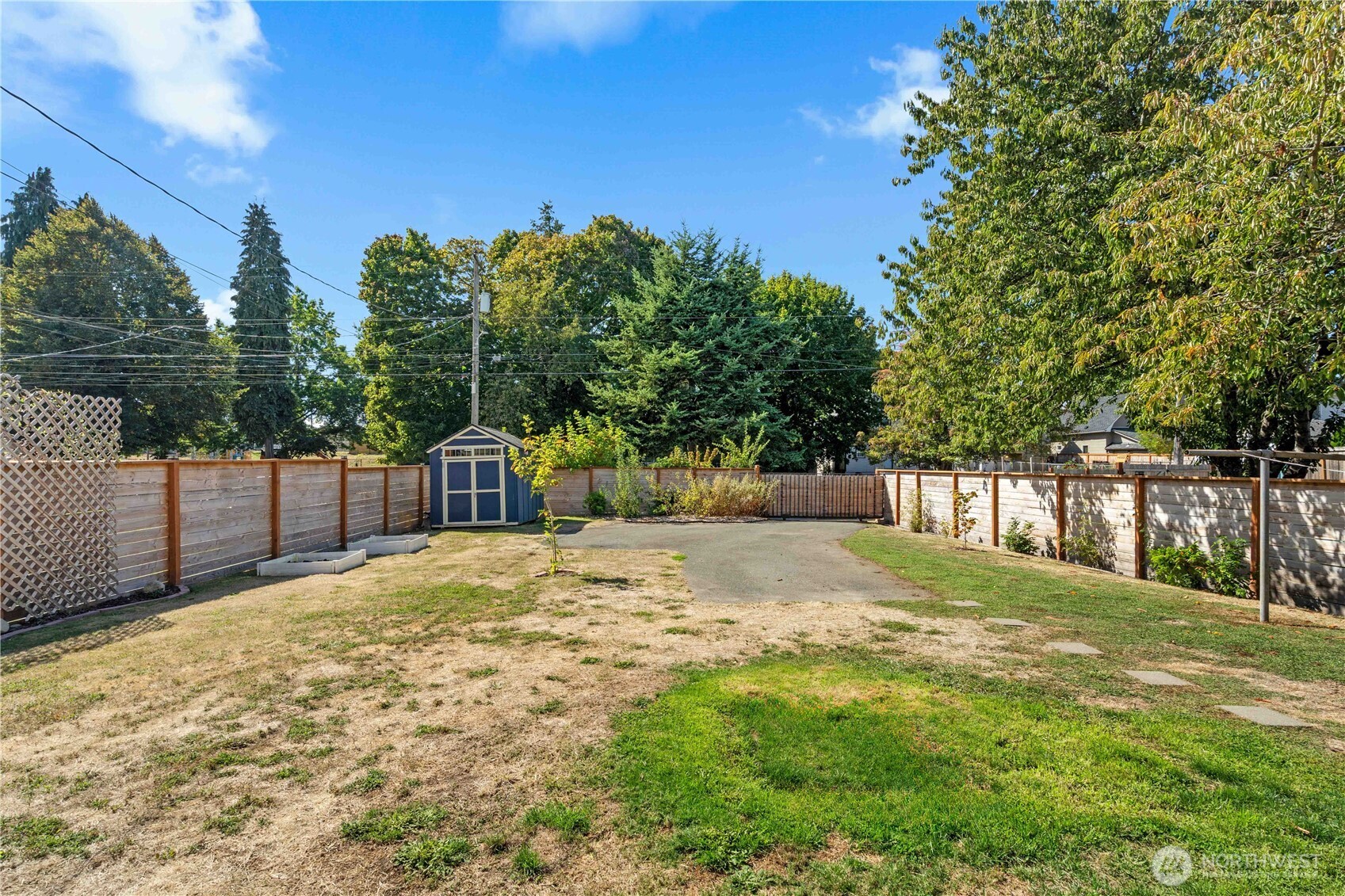 2340 S M Street Property Photo 29