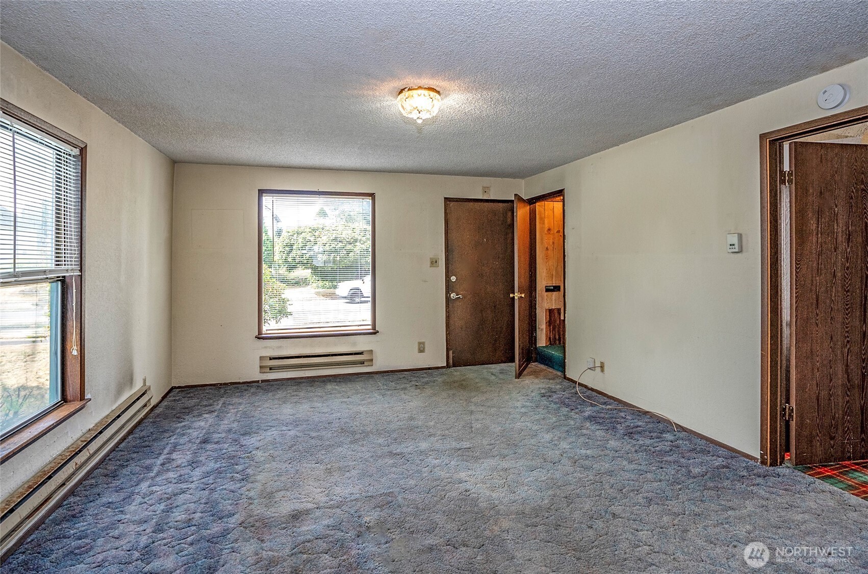 2513 Cedar Street Property Photo 5