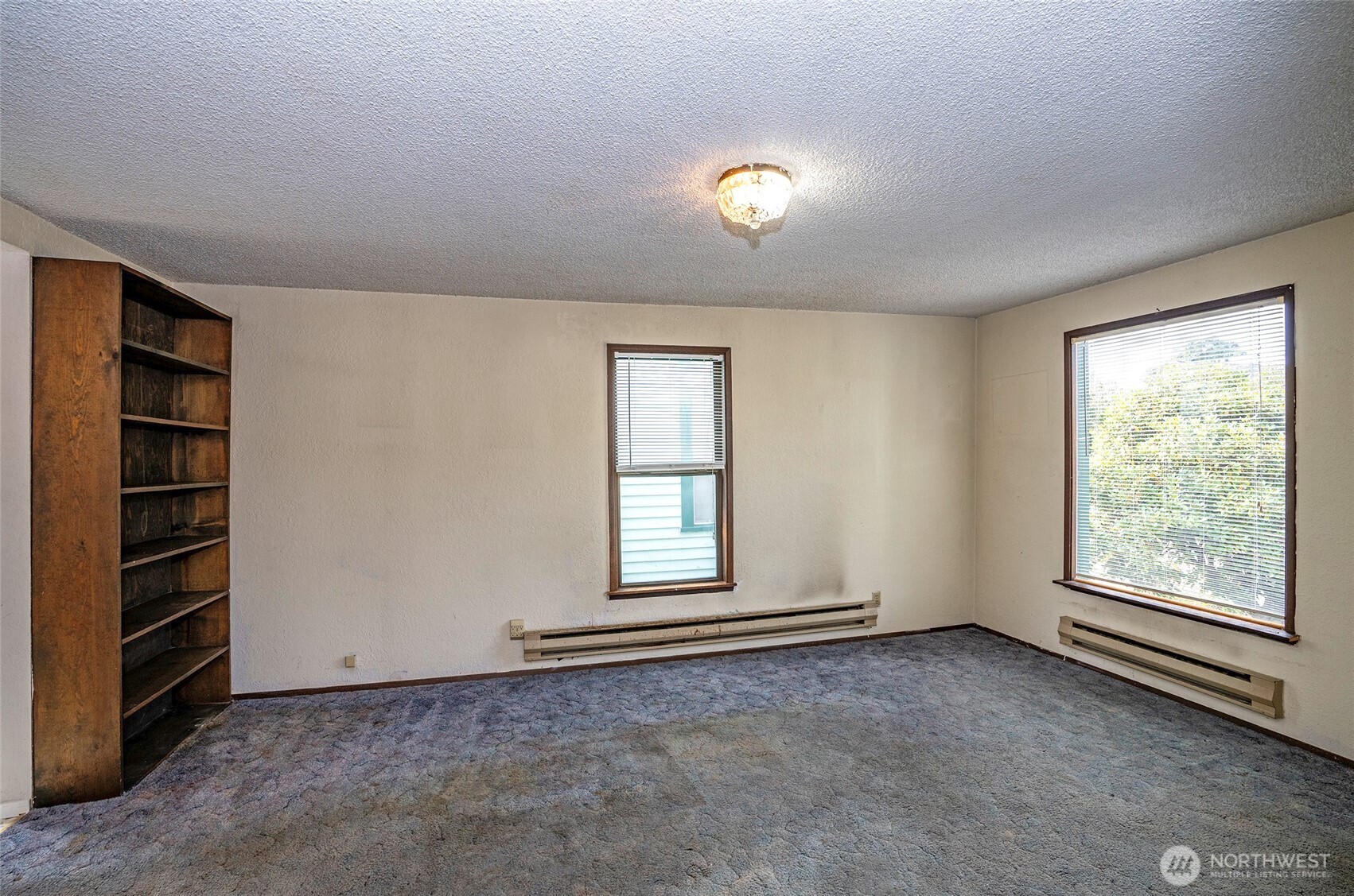 2513 Cedar Street Property Photo 6