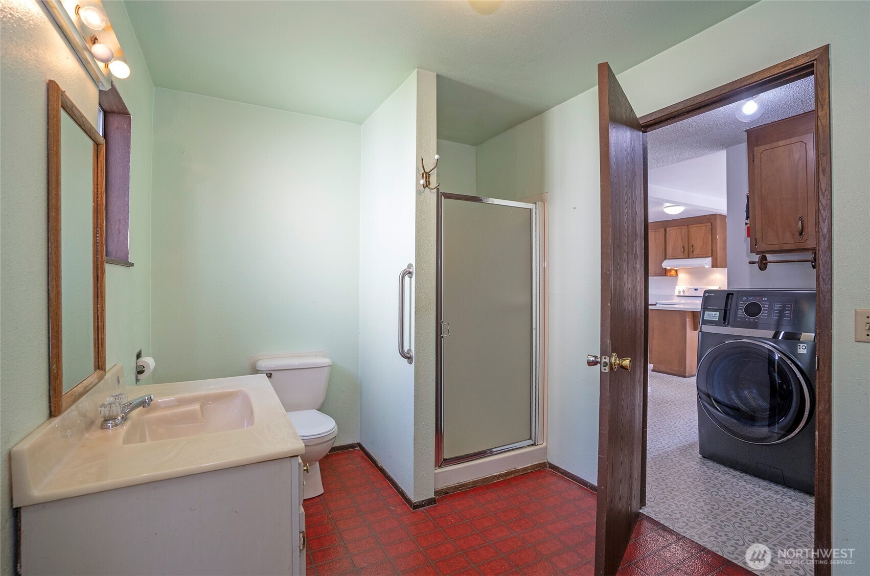 2513 Cedar Street Property Photo 17