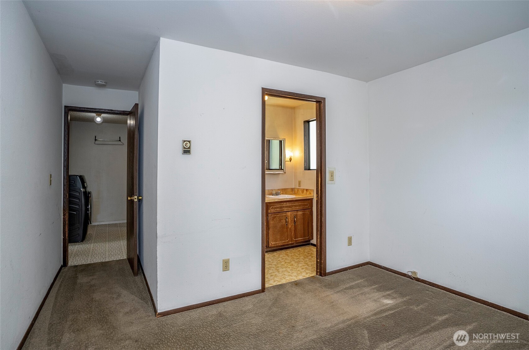2513 Cedar Street Property Photo 22