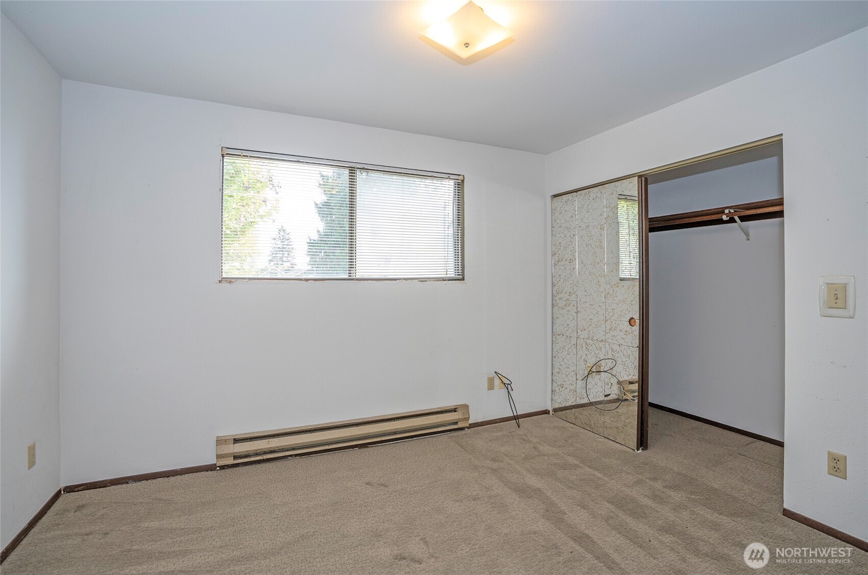 2513 Cedar Street Property Photo 23