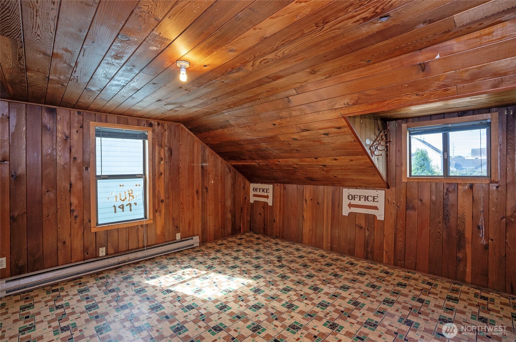 2513 Cedar Street Property Photo 28