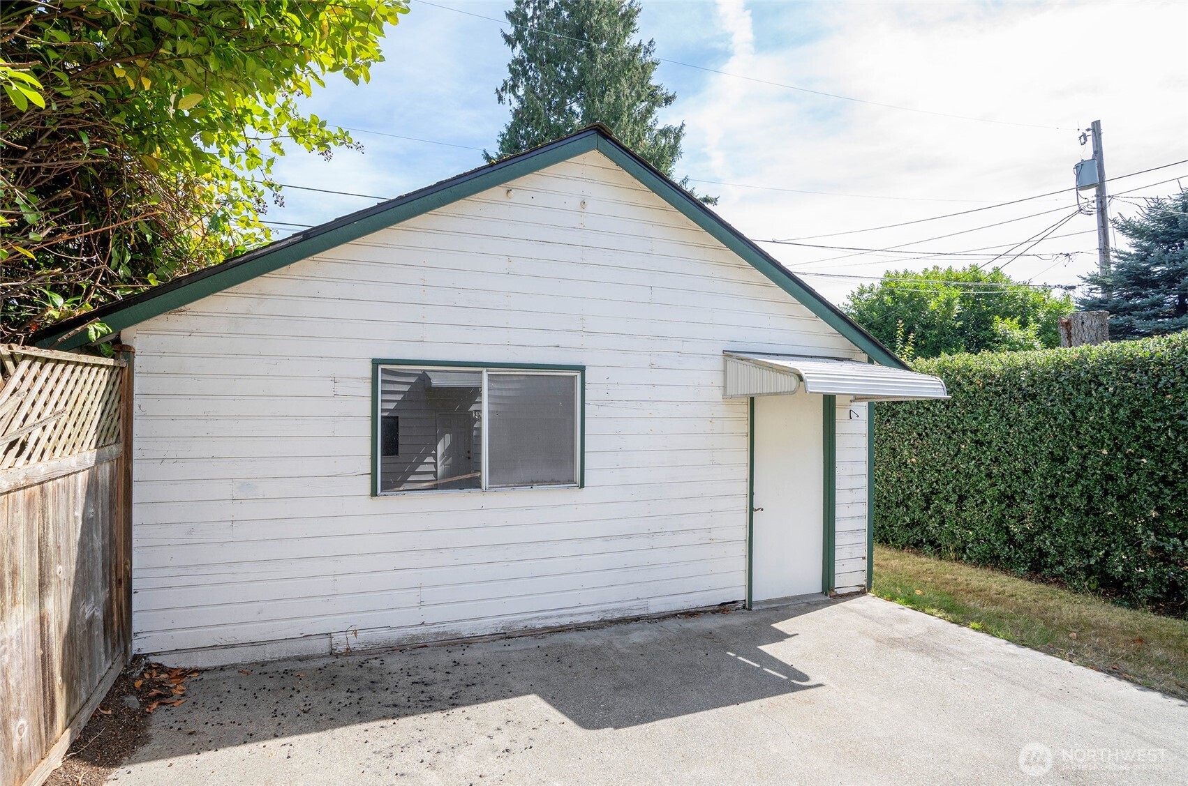 2513 Cedar Street Property Photo 37