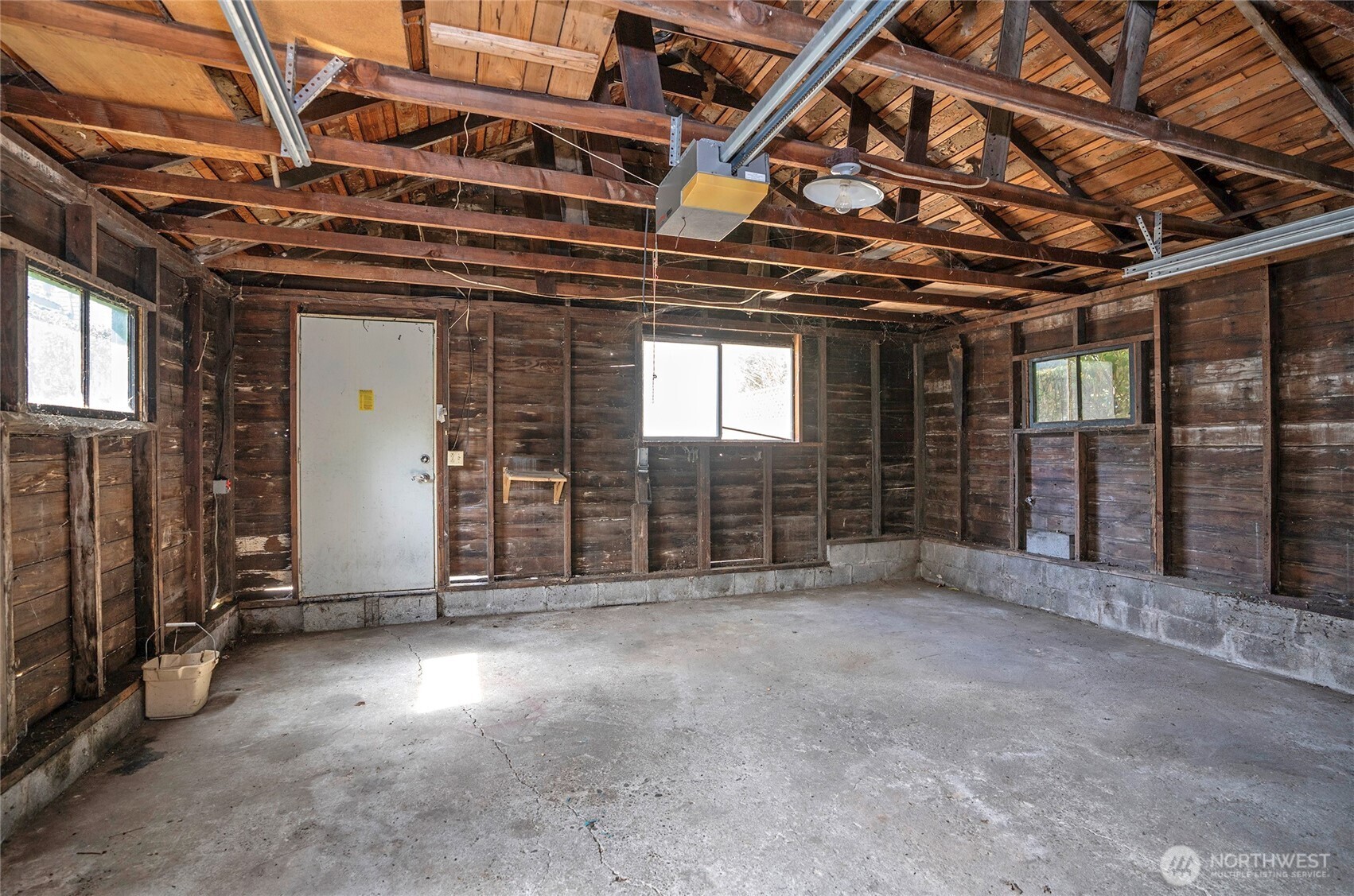 2513 Cedar Street Property Photo 38