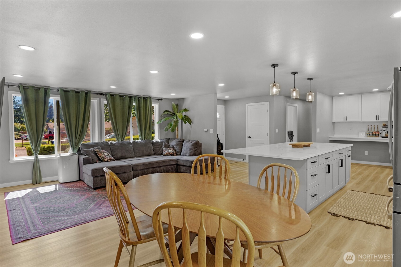 18604 9th Avenue Ct Property Photo 8