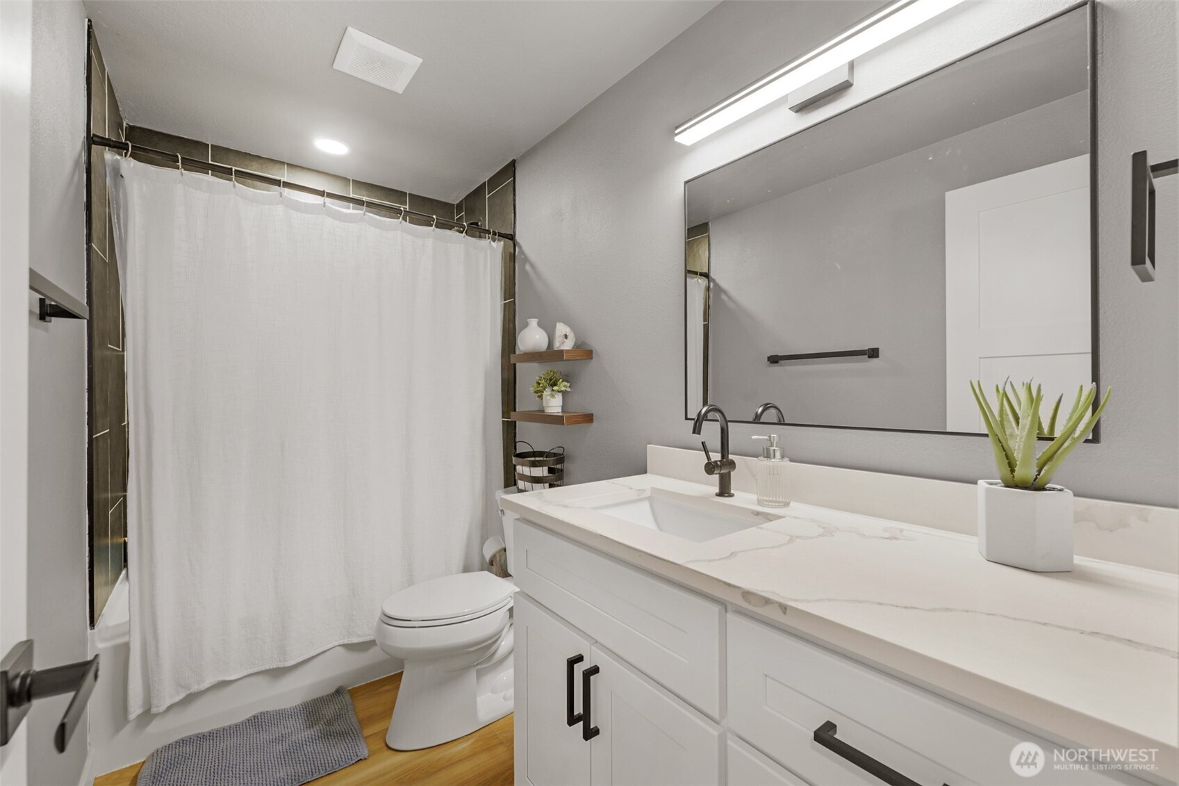 18604 9th Avenue Ct Property Photo 10