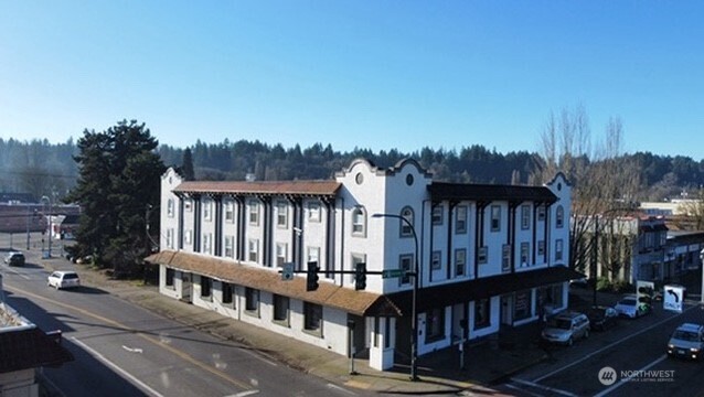 101 S 1st Street Property Photo 1