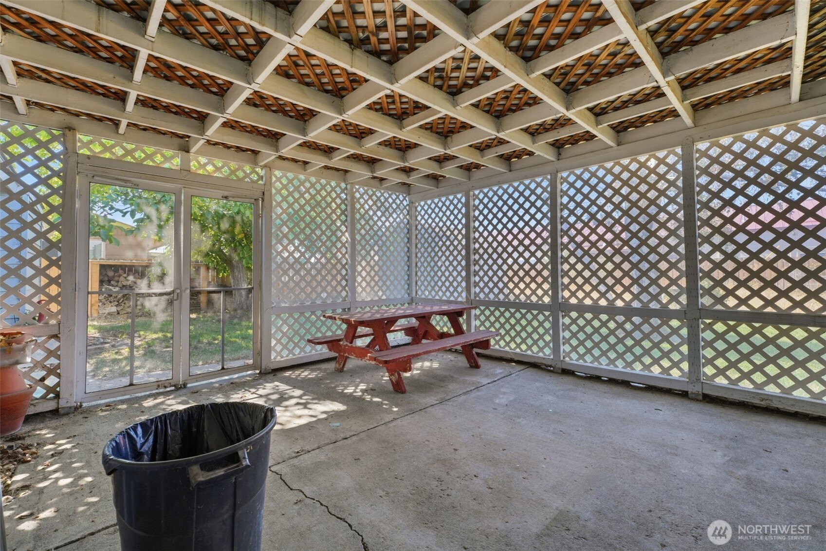 616 S 2nd Avenue Property Photo 23