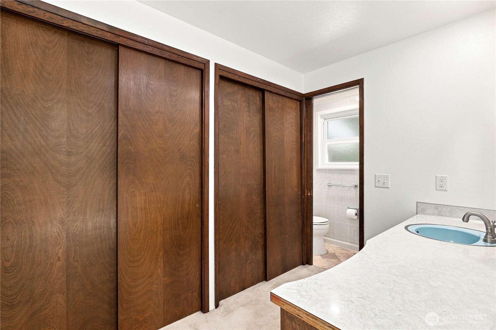 2455 Lenore Drive Property Photo 18