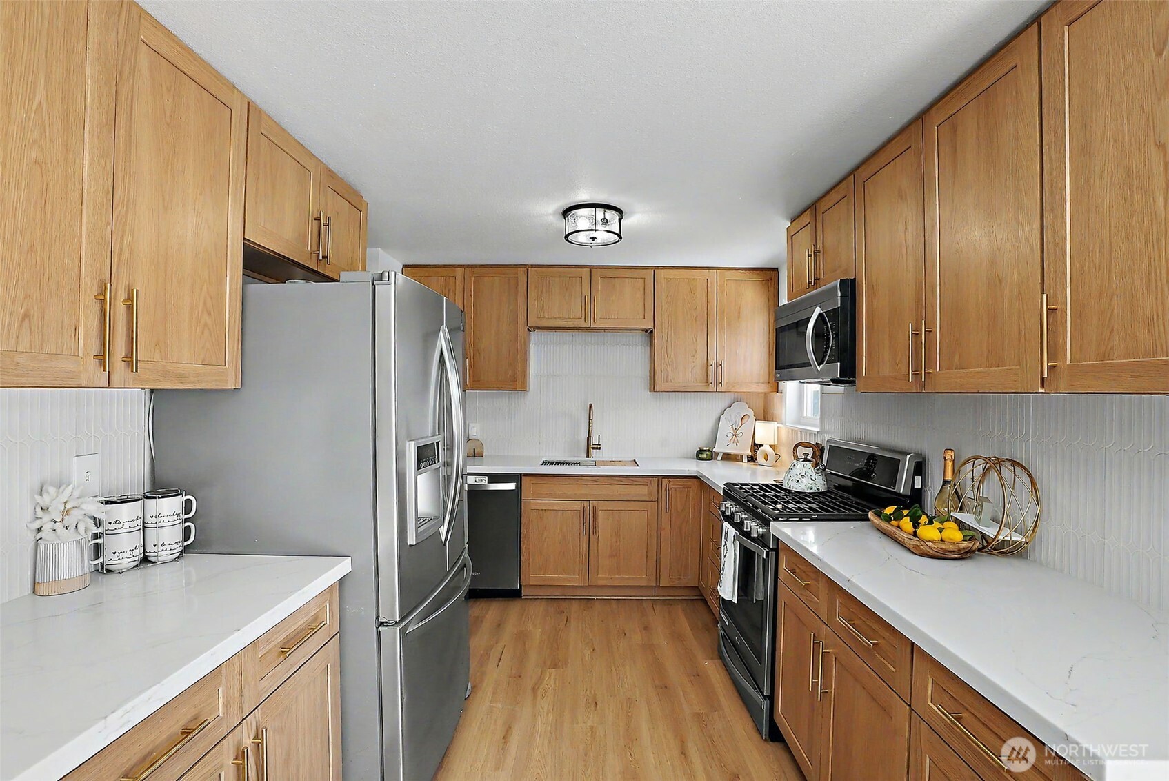 505 Riverview Drive Property Photo 9