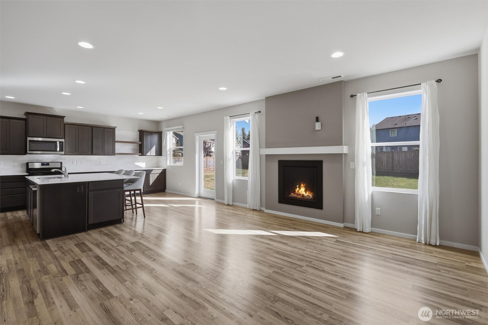 10507 Spruce Avenue Property Photo 8