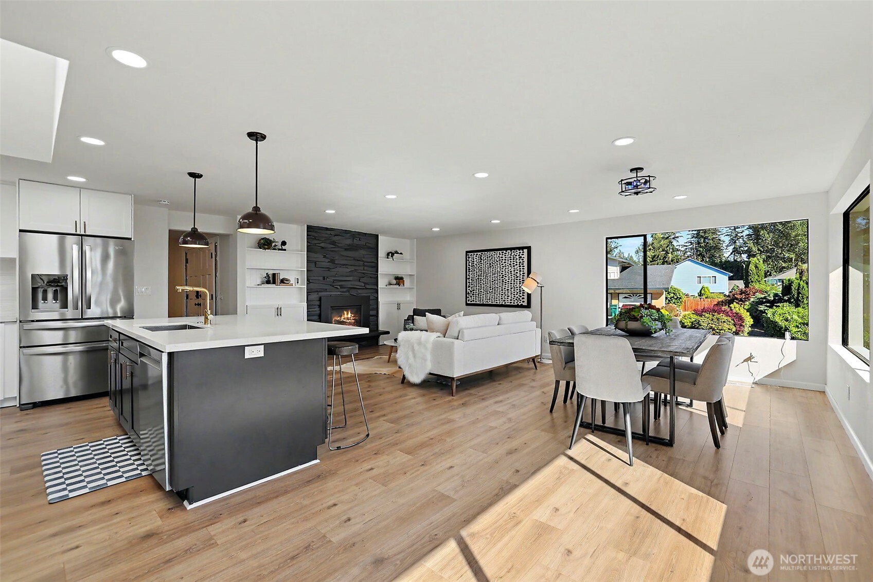 3414 166th Place Property Photo 8