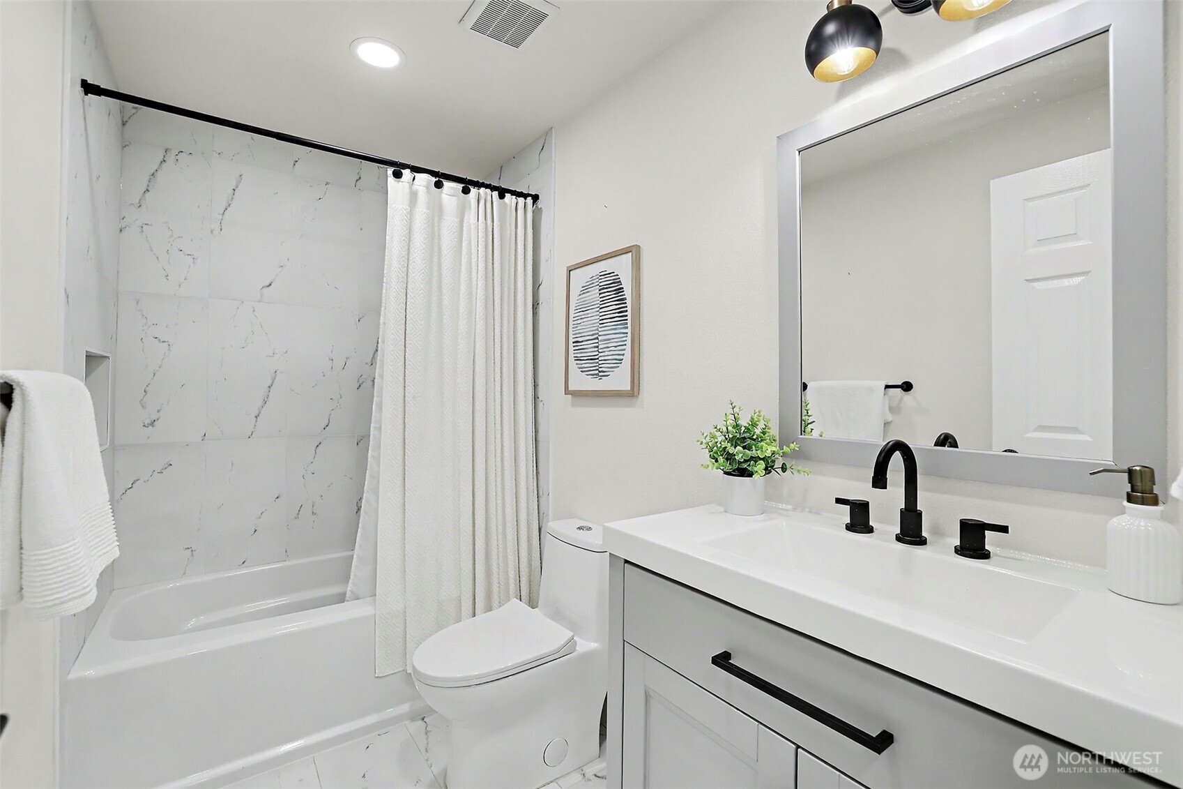 3414 166th Place Property Photo 18