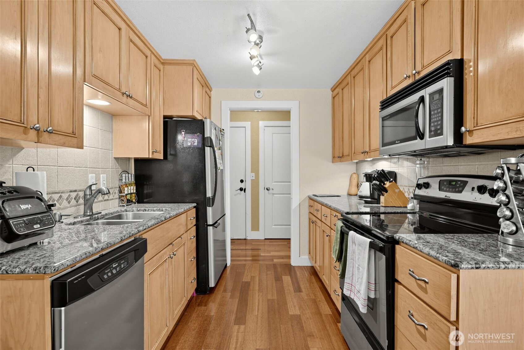1450 Alameda Avenue 1 Property Photo 12