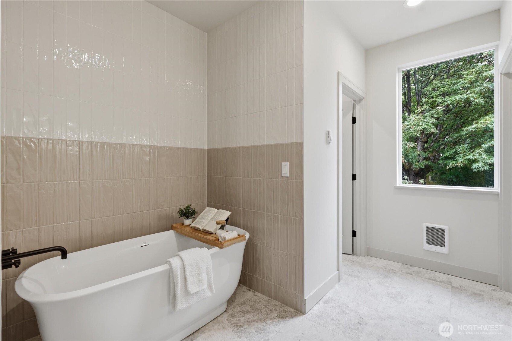 11737 40th Avenue A Property Photo 21