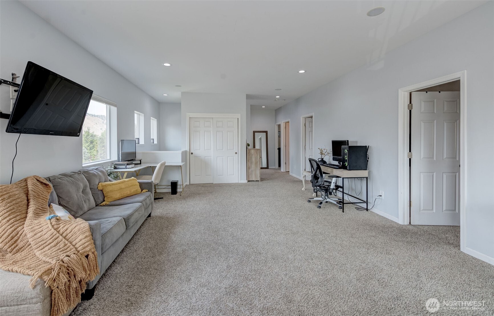 205 Skyline Drive Property Photo 26