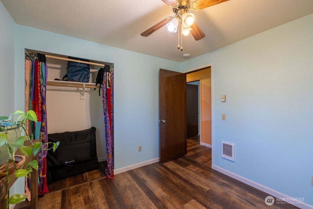 1115 W Hazel Street Property Photo 25