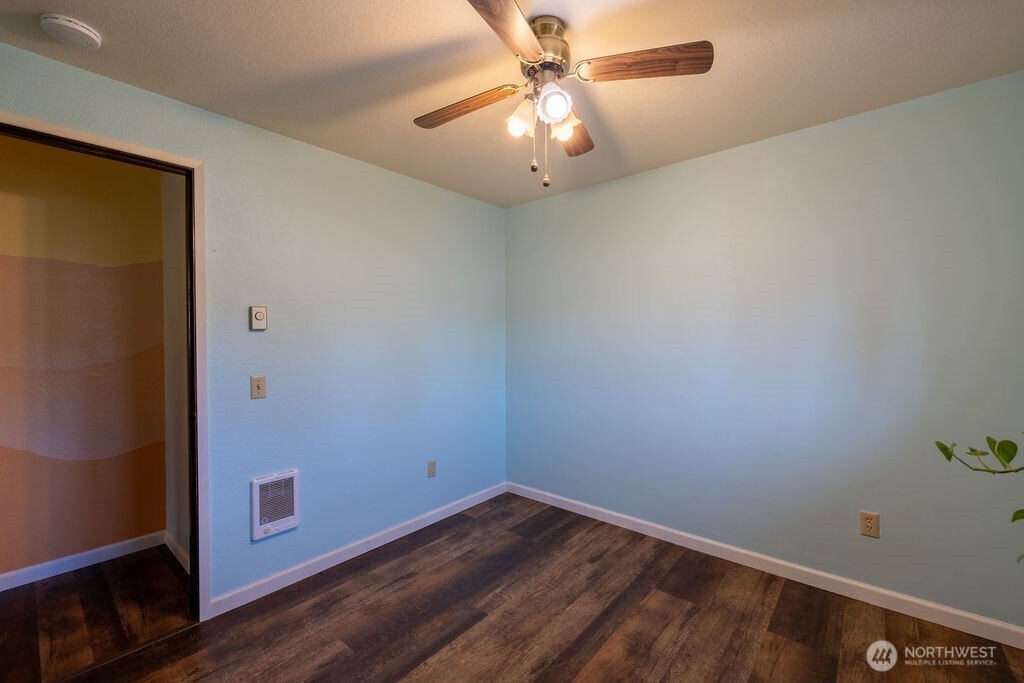 1115 W Hazel Street Property Photo 26