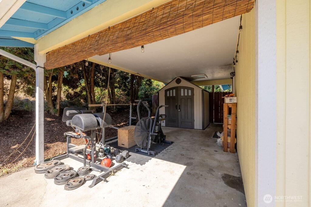1115 W Hazel Street Property Photo 30