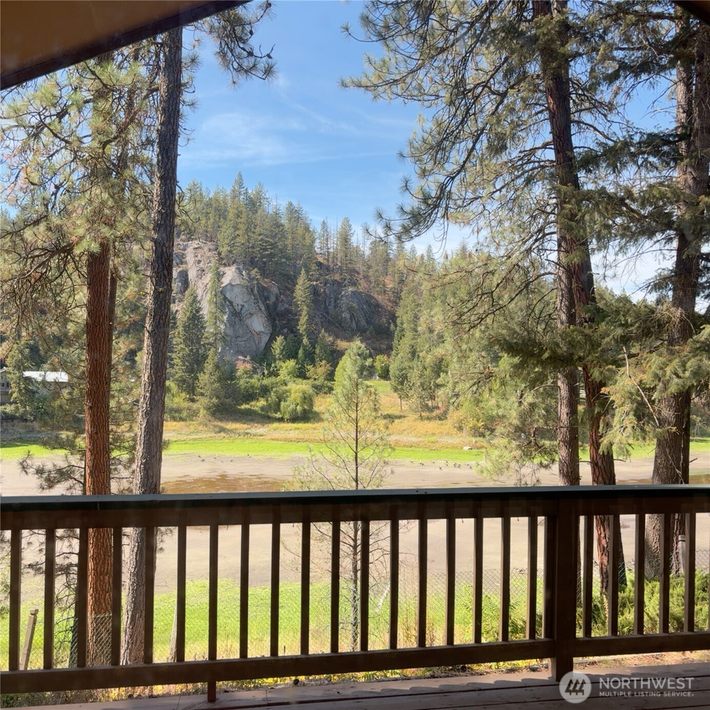 497 Dolomite Road Property Photo 2