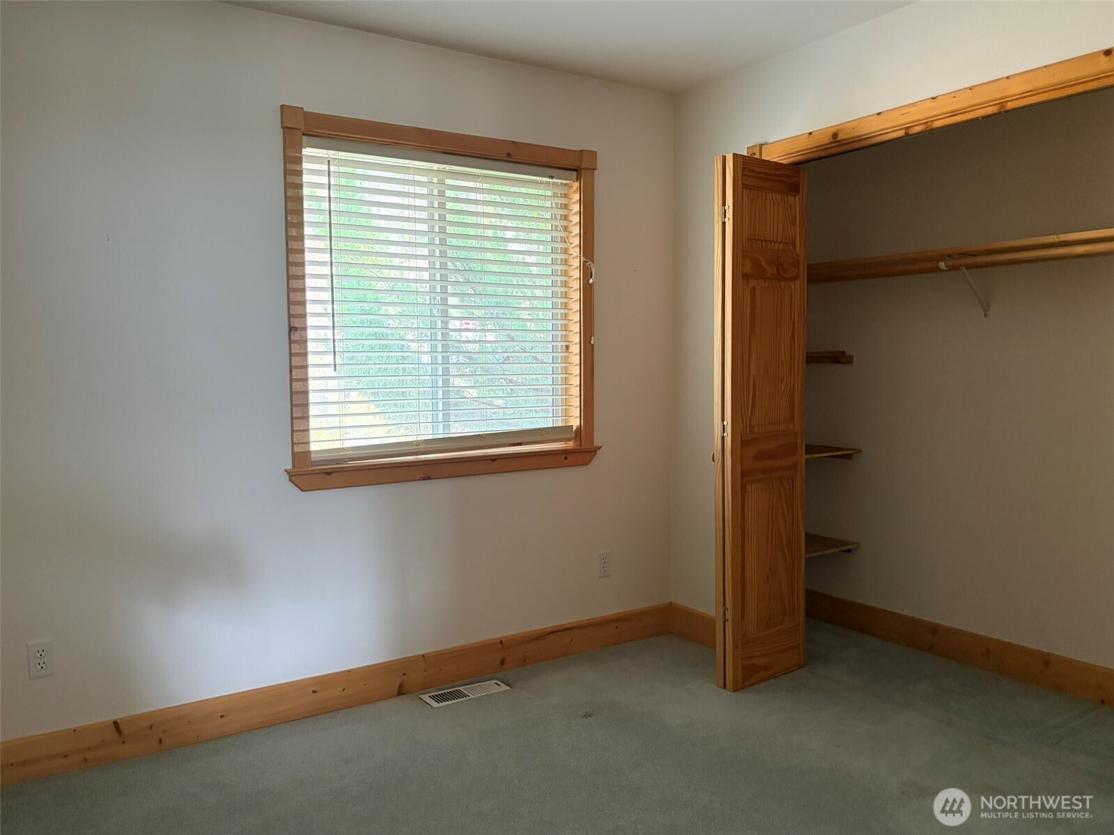497 Dolomite Road Property Photo 14