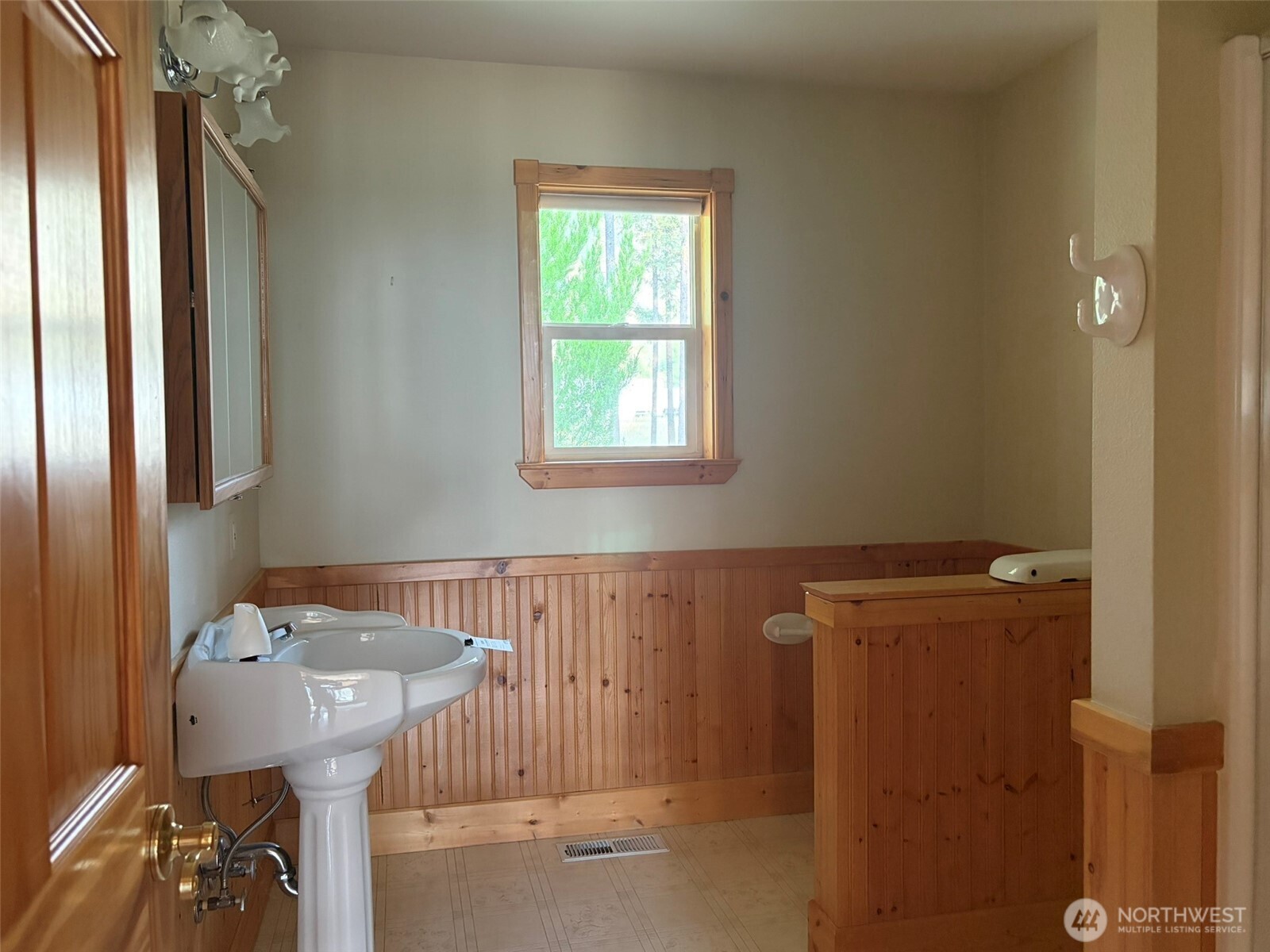 497 Dolomite Road Property Photo 15