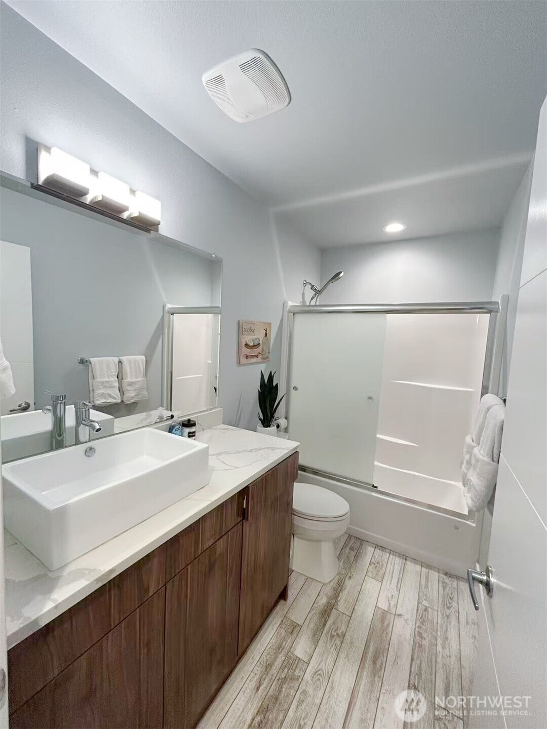 3621 Lincoln Avenue Property Photo 15