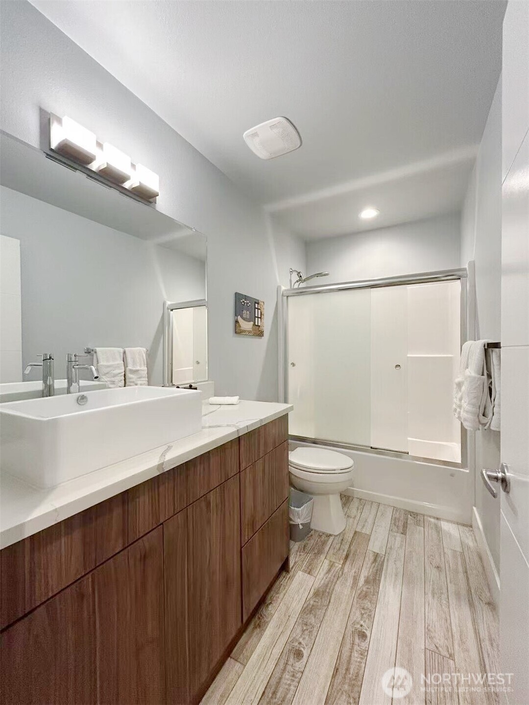 3621 Lincoln Avenue Property Photo 16
