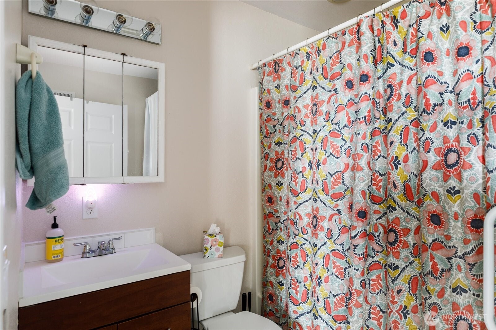 5055 Honeymoon Bay Road Property Photo 29