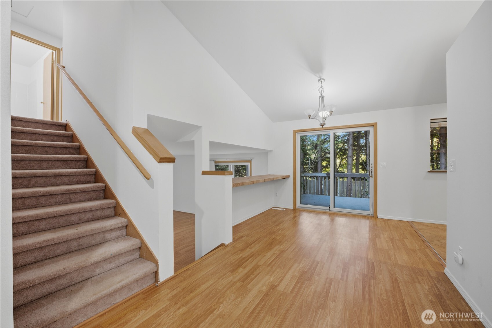 8716 17th Street Property Photo 6